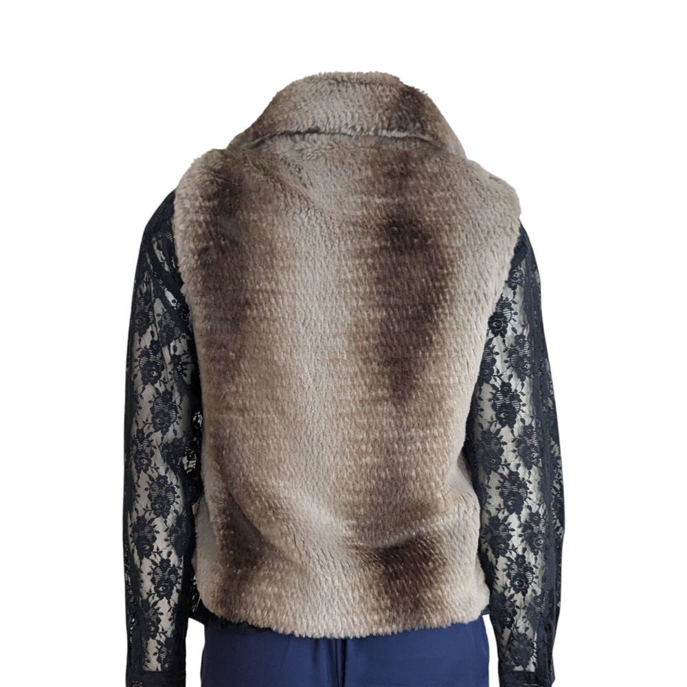 AQUA Faux Fur Vest Size XS pre owned - Picture 3 of 8